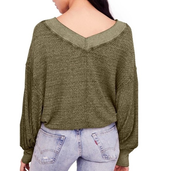 We the Free M South Side Thermal Top - Picture 3 of 3